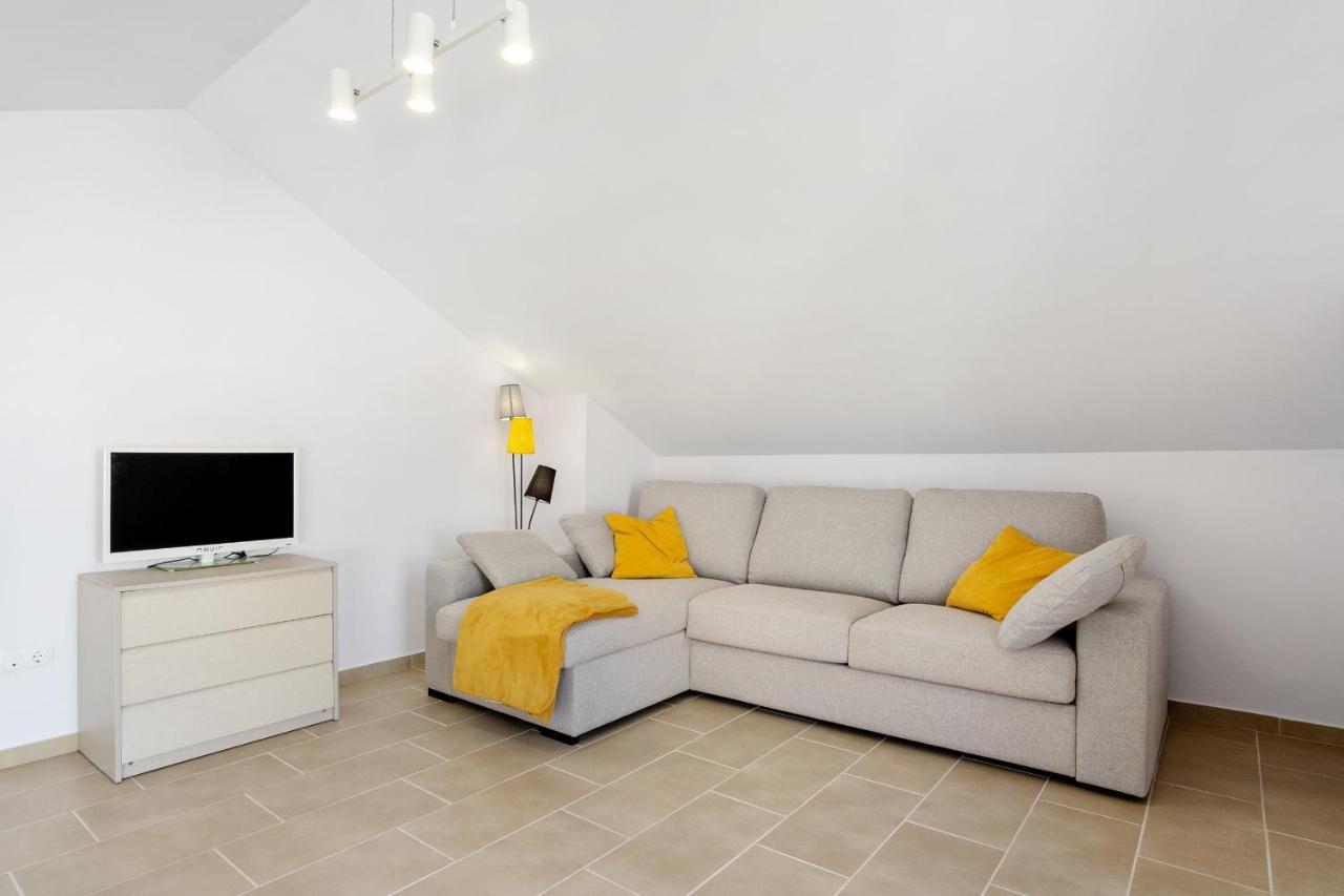 Cb Living - Cosy Loft With Terrace, Villamartin Alicante Exterior photo