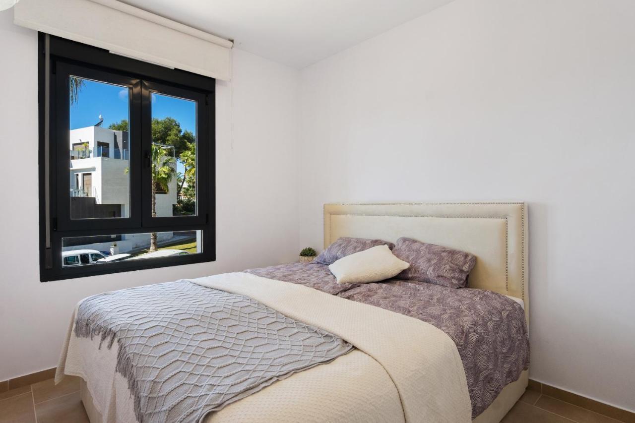 Cb Living - Cosy Loft With Terrace, Villamartin Alicante Exterior photo